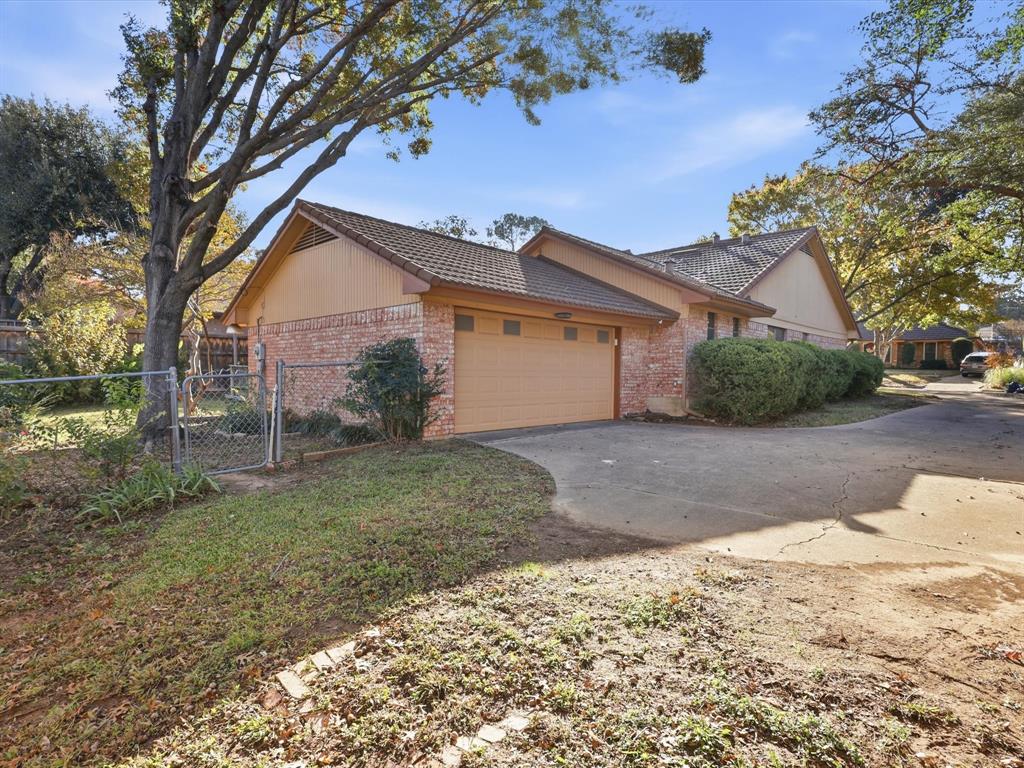 Prestonwood Estates - Residential Lease