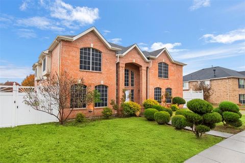 808 Sabona Drive DeSoto TX 75115