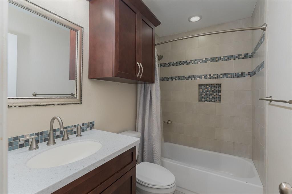 Chimney Hill 02 Instl - Residential