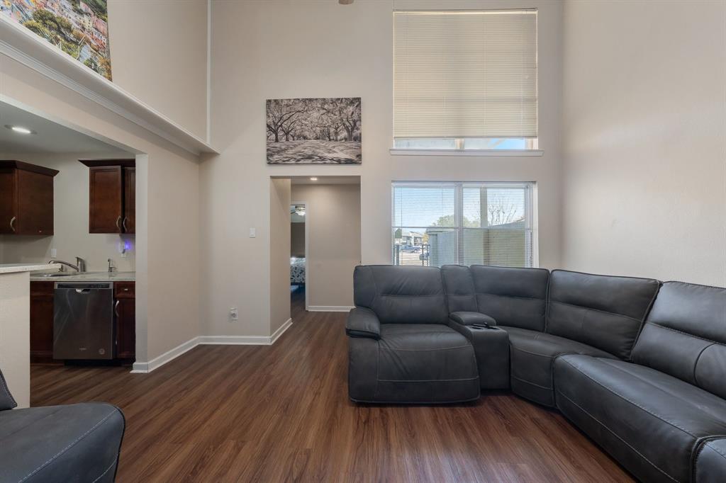 Chimney Hill 02 Instl - Residential