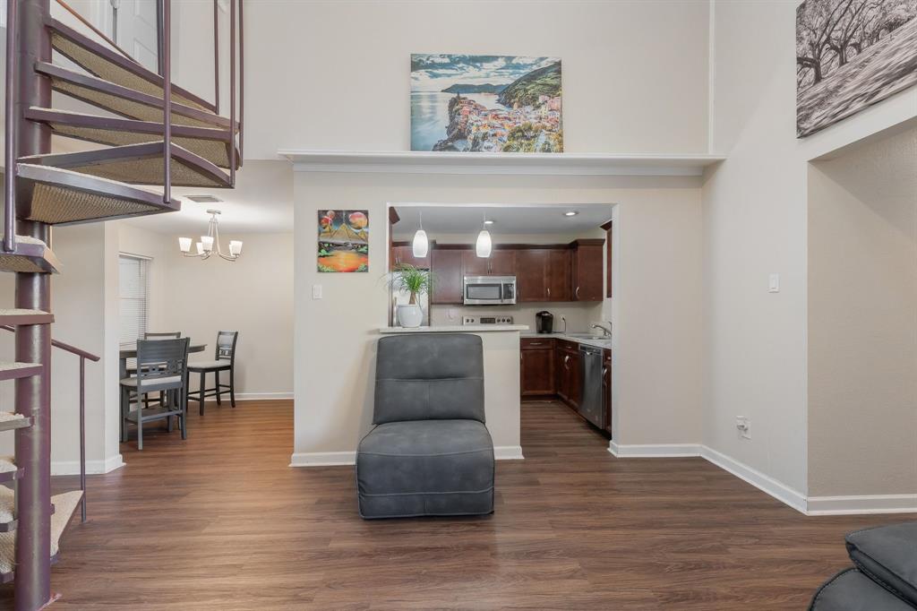 Chimney Hill 02 Instl - Residential