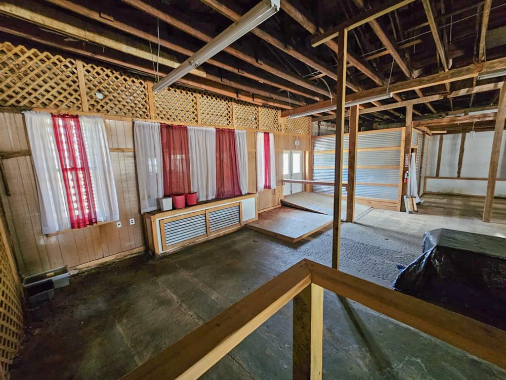 Railroad - Commercial Sale