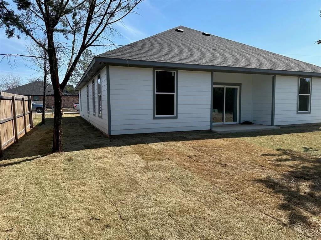 Canyon Creek III - Residential Lease