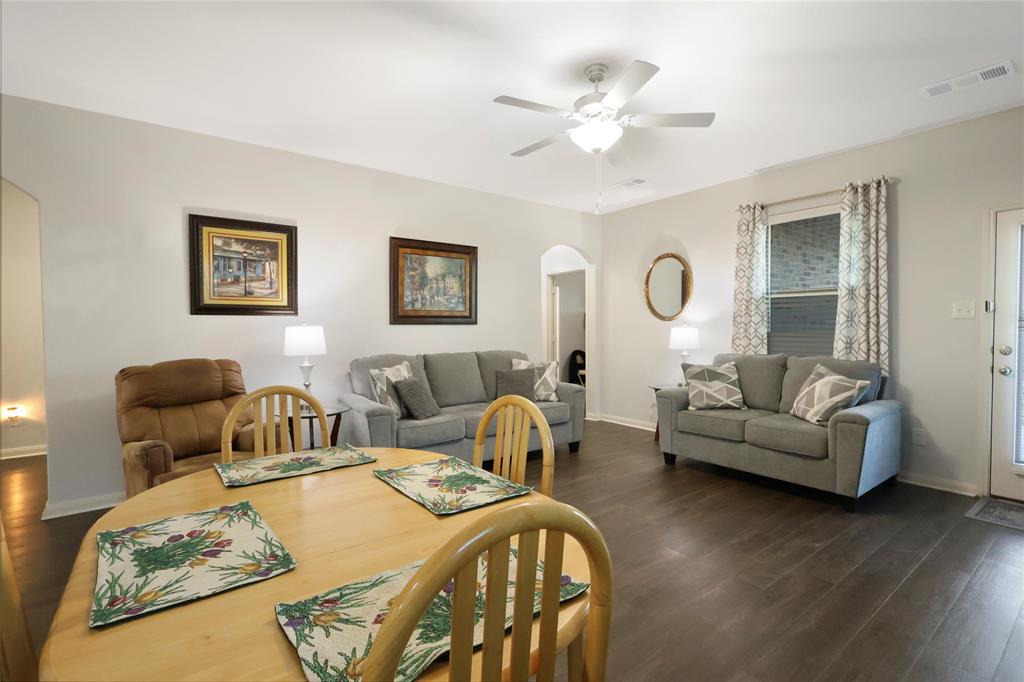 1535 Park Trails Boulevard