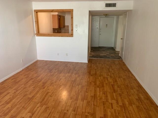 5055 Ridglea Lane 1103