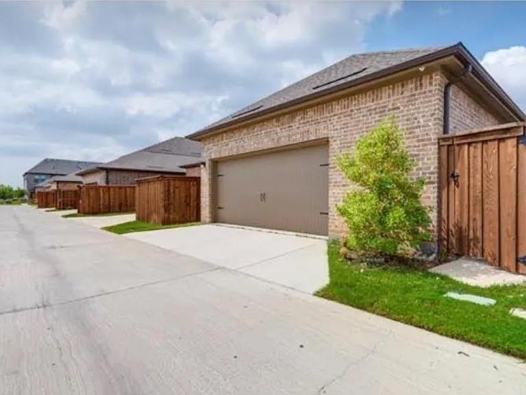 Viridian Village 2a - Residential Lease