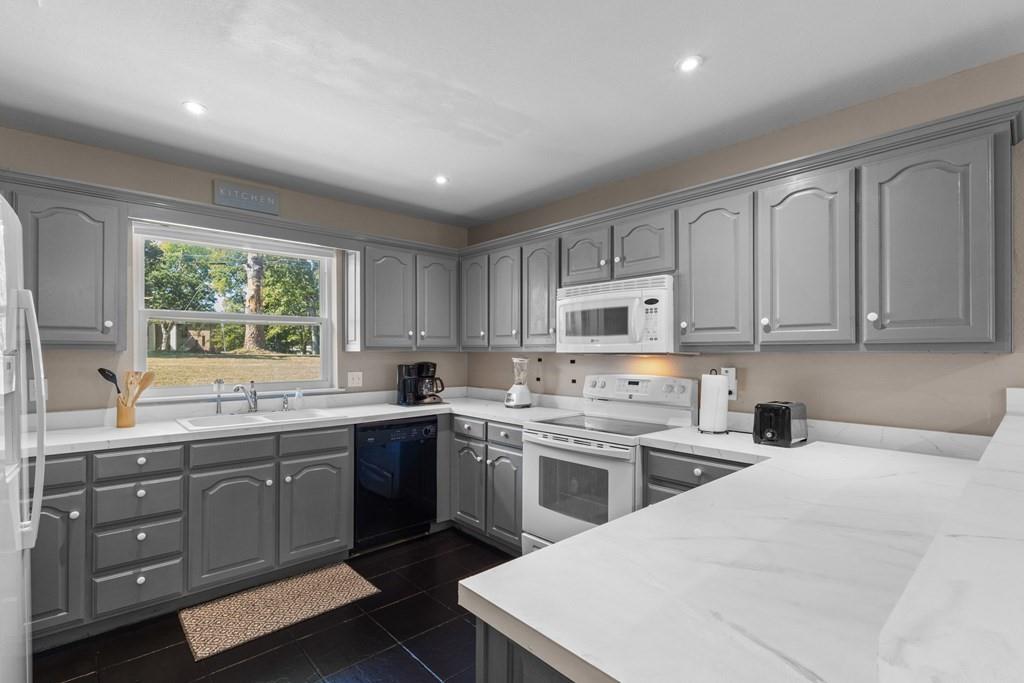 124 Peninsula Point Terrace