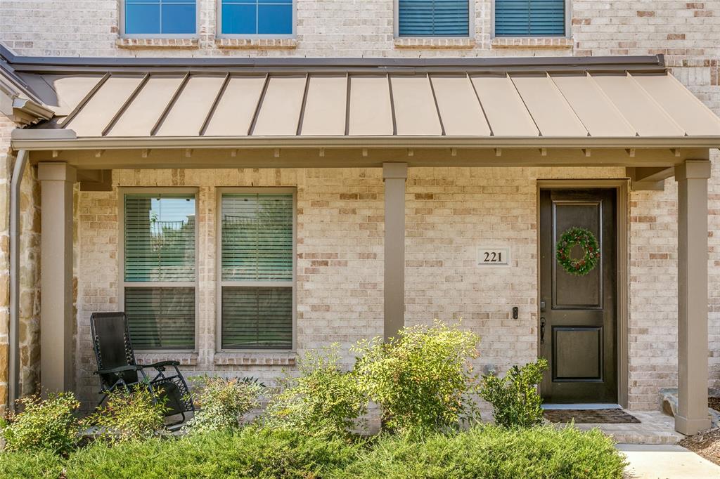 221 Mcconathy Way