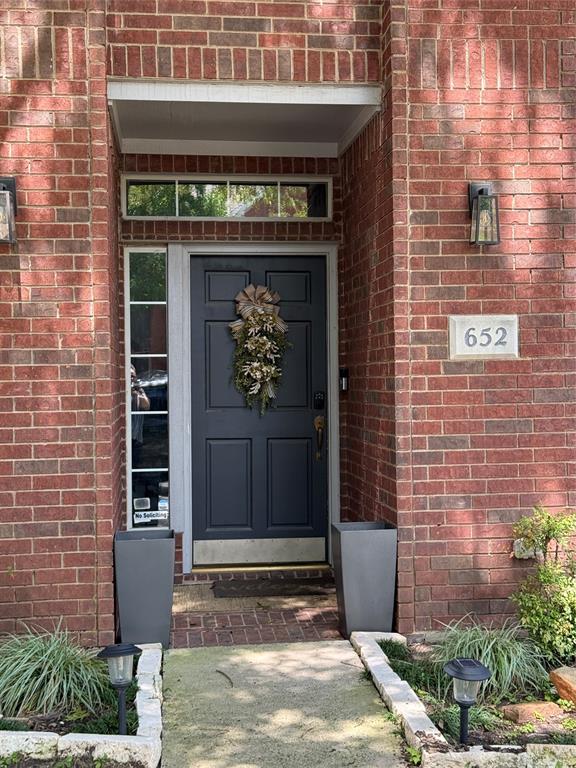 652 Allen Road