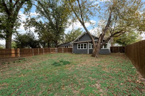 A home in Waxahachie