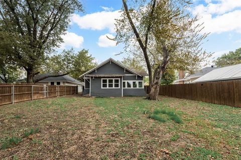 A home in Waxahachie