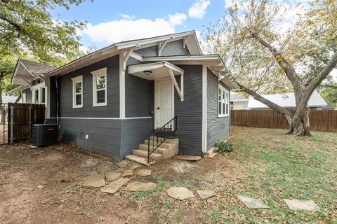 A home in Waxahachie