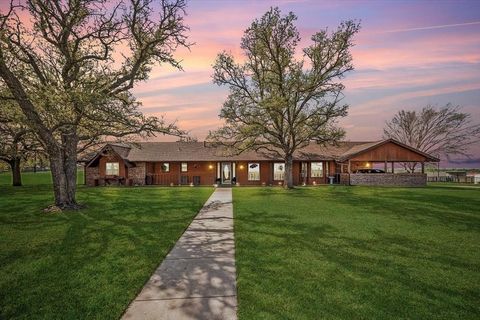 911 Mcvoid Road Springtown TX 76082