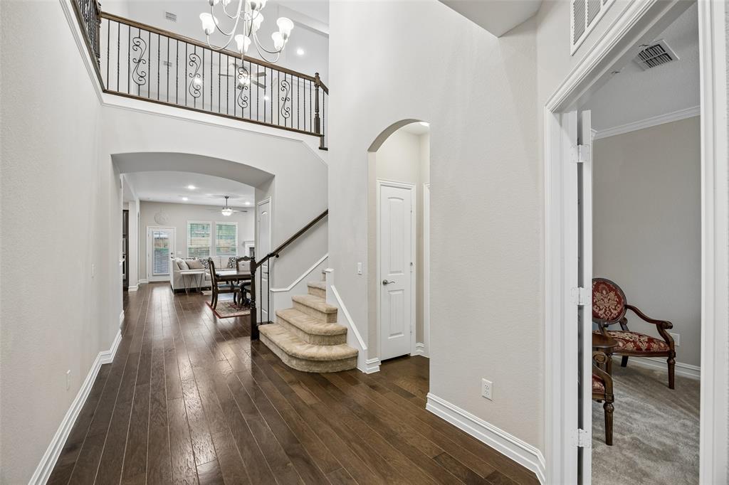 605 Cattle Chute Court