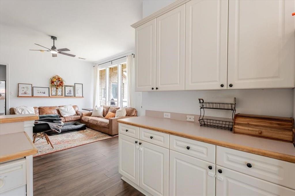 Lewisville, Texas 75077, United States, 3 Bedrooms Bedrooms, ,2 BathroomsBathrooms,Residential,Active,253075