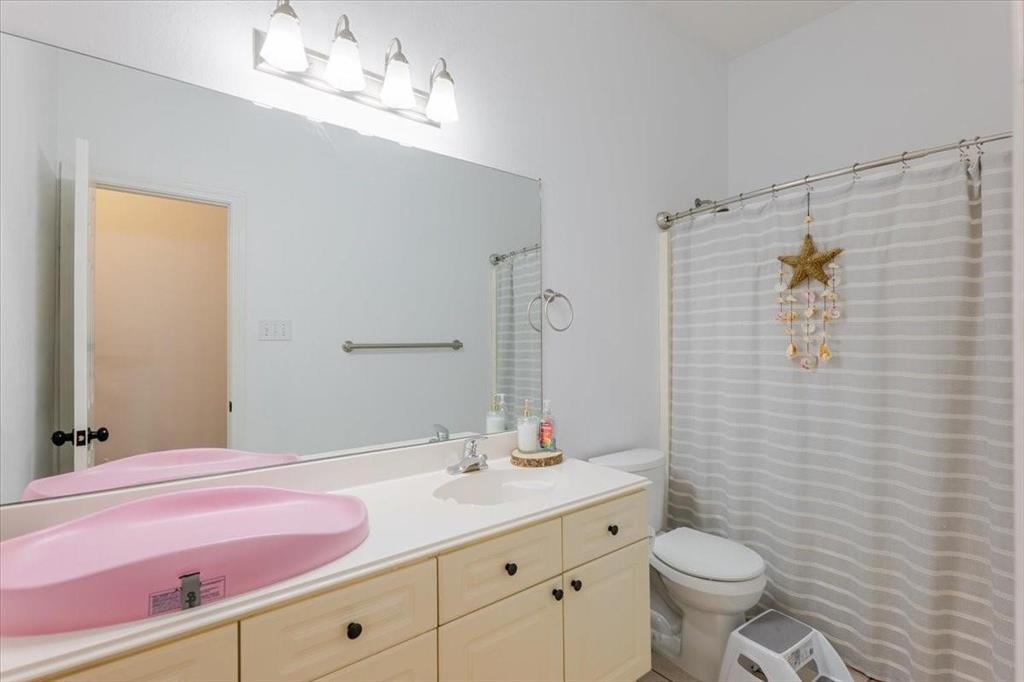 Lewisville, Texas 75077, United States, 3 Bedrooms Bedrooms, ,2 BathroomsBathrooms,Residential,Active,253075