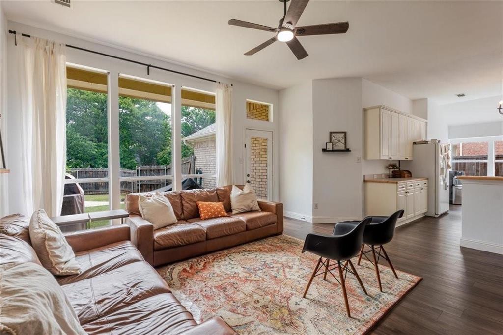 Lewisville, Texas 75077, United States, 3 Bedrooms Bedrooms, ,2 BathroomsBathrooms,Residential,Active,253075