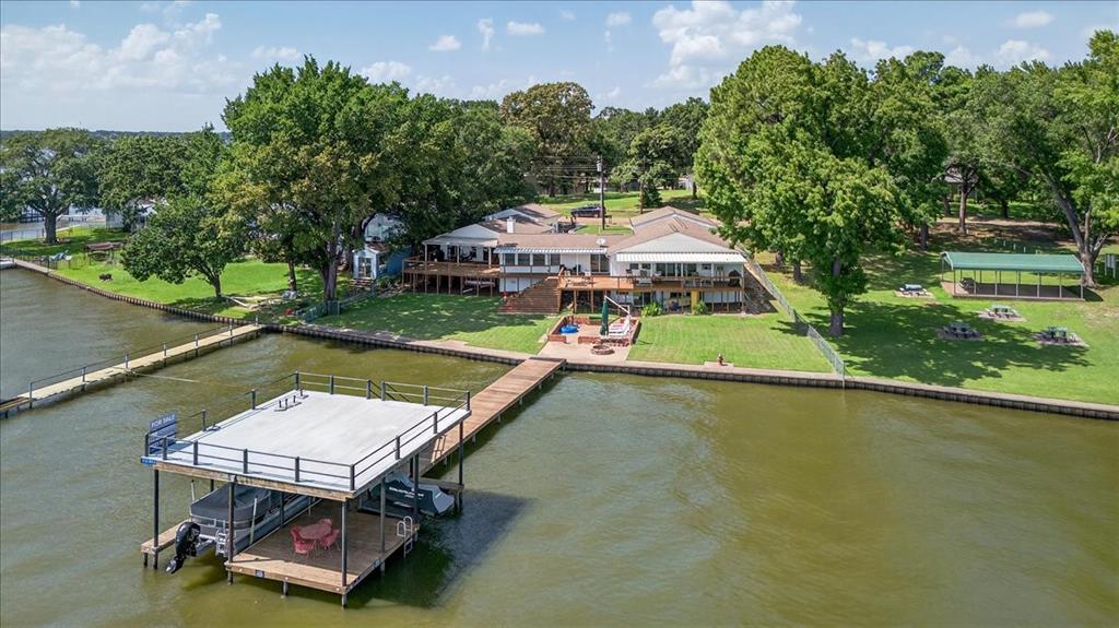 105 Bluewater Circle