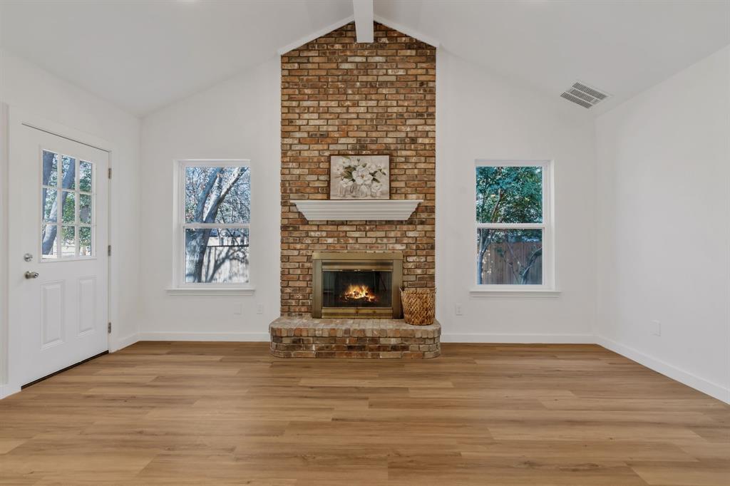 Laguna Village Add - Residential