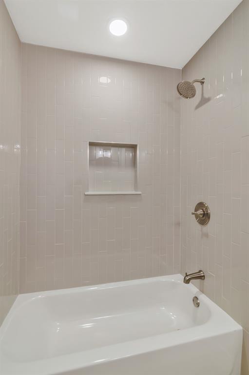 Laguna Village Add - Residential