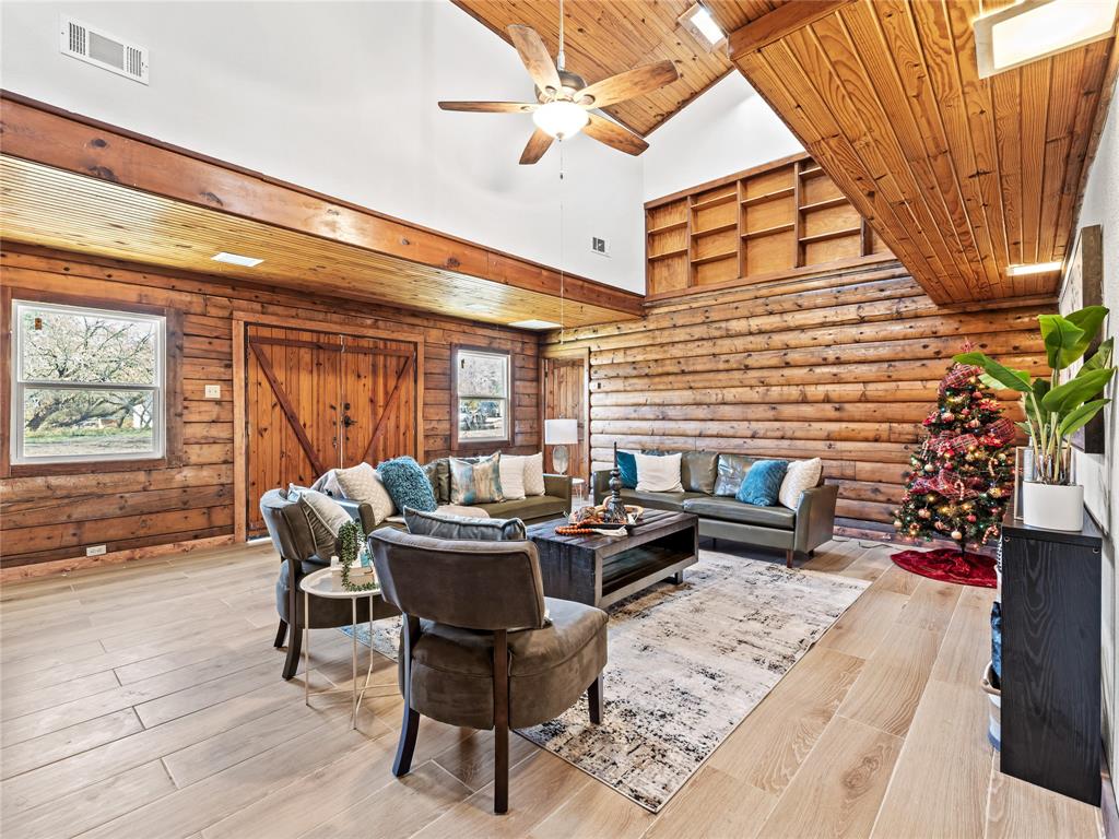 6342 Paul Michael Lane