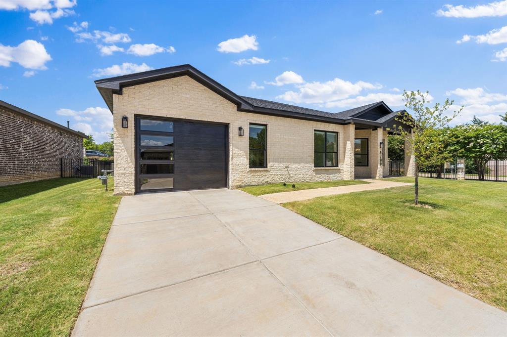 3700 Creek View Drive