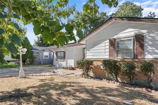 1809 ANDERSON ST, IRVING, TX 75062 - Image 8c63d45e909d75c663df2f1ce2bd01b3/3345064479