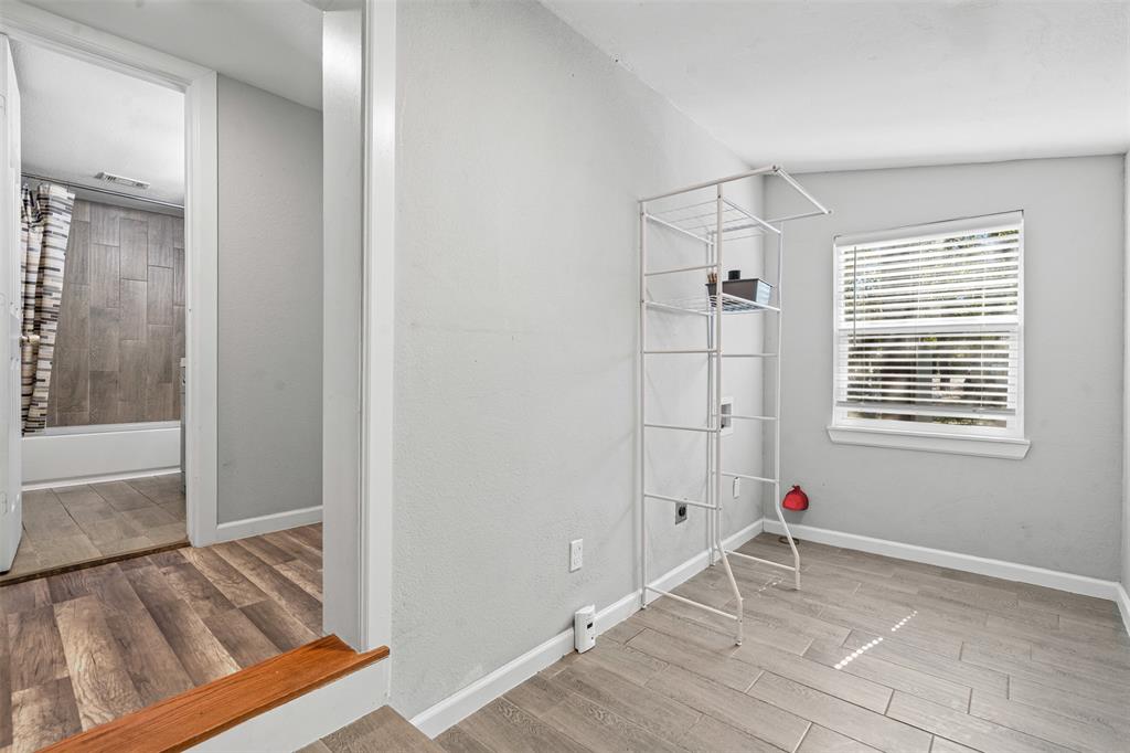 Oak Trail Shores Sec F - Residential