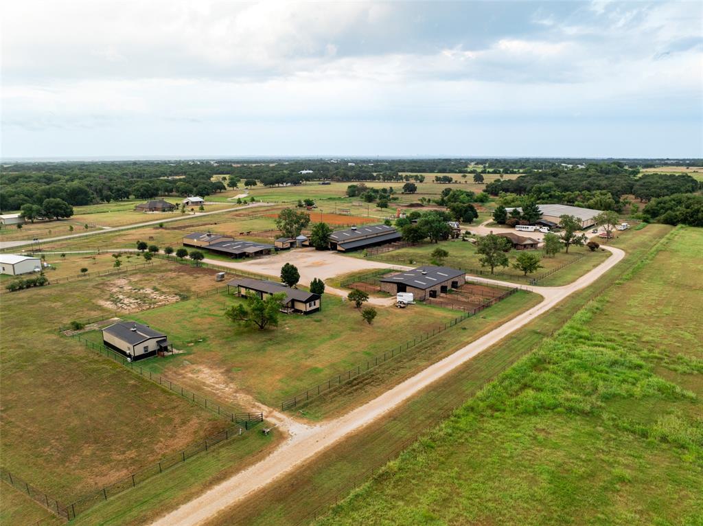 Horseshoe Nail Ranch - Farm