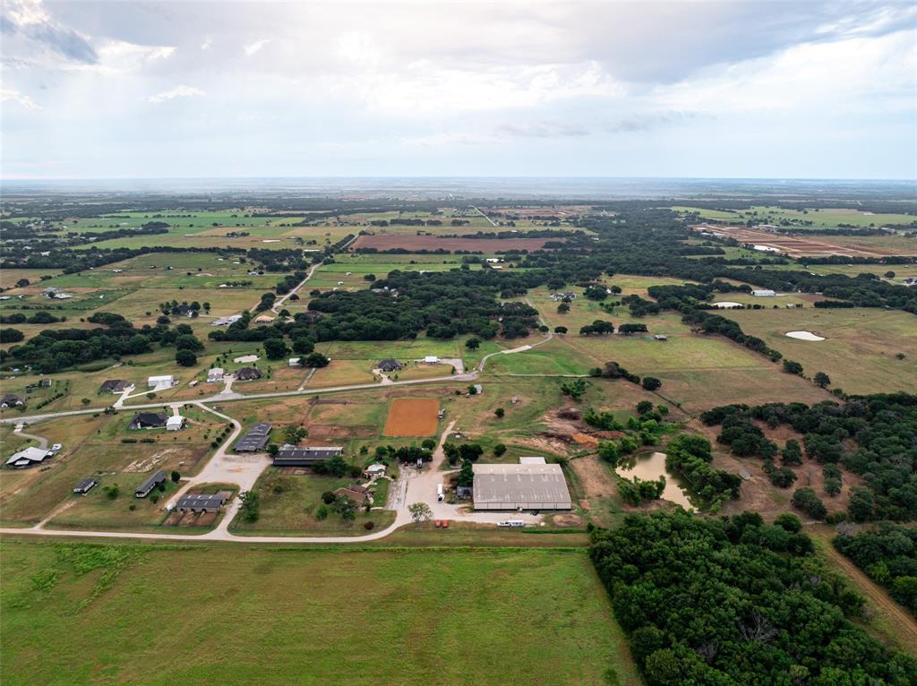 Horseshoe Nail Ranch - Farm