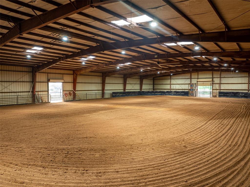 Horseshoe Nail Ranch - Farm