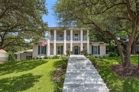 417 Hazelwood Drive W Fort Worth TX 76107