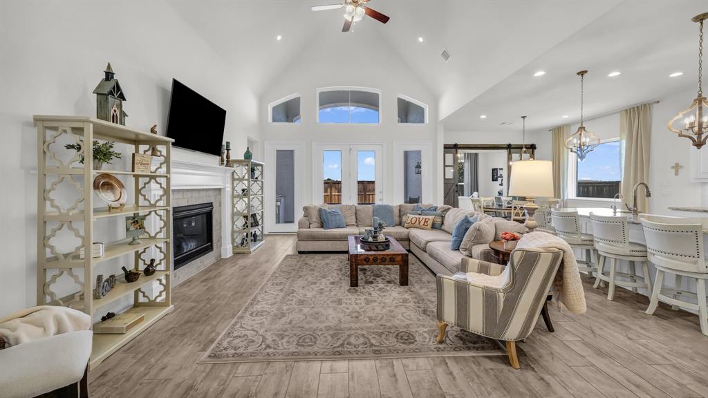 1709 Roundtree Circle E