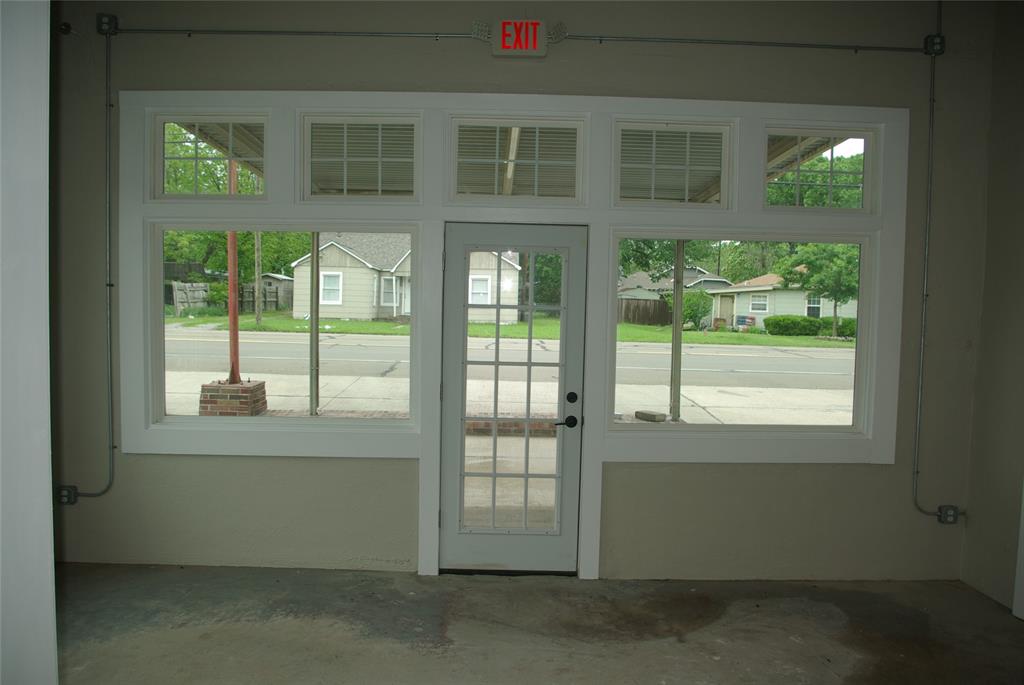 306 S Waco Street