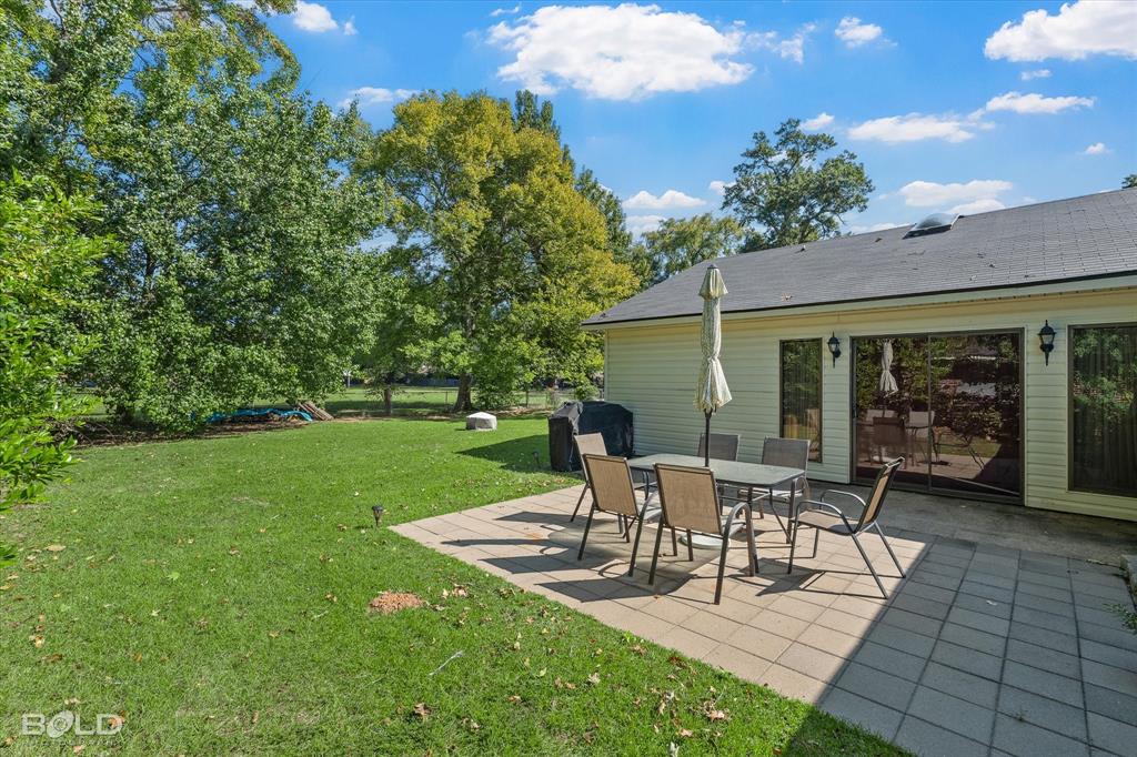 Shreveport, Louisiana 71107, United States, 4 Bedrooms Bedrooms, ,2 BathroomsBathrooms,Residential,Active,220834