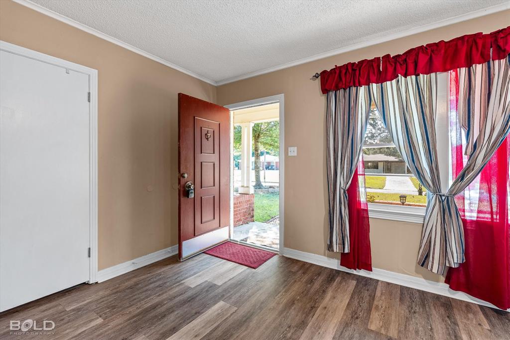 Shreveport, Louisiana 71107, United States, 4 Bedrooms Bedrooms, ,2 BathroomsBathrooms,Residential,Active,220834