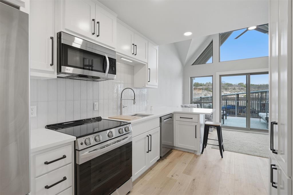 3007 Upcreek Alley 7