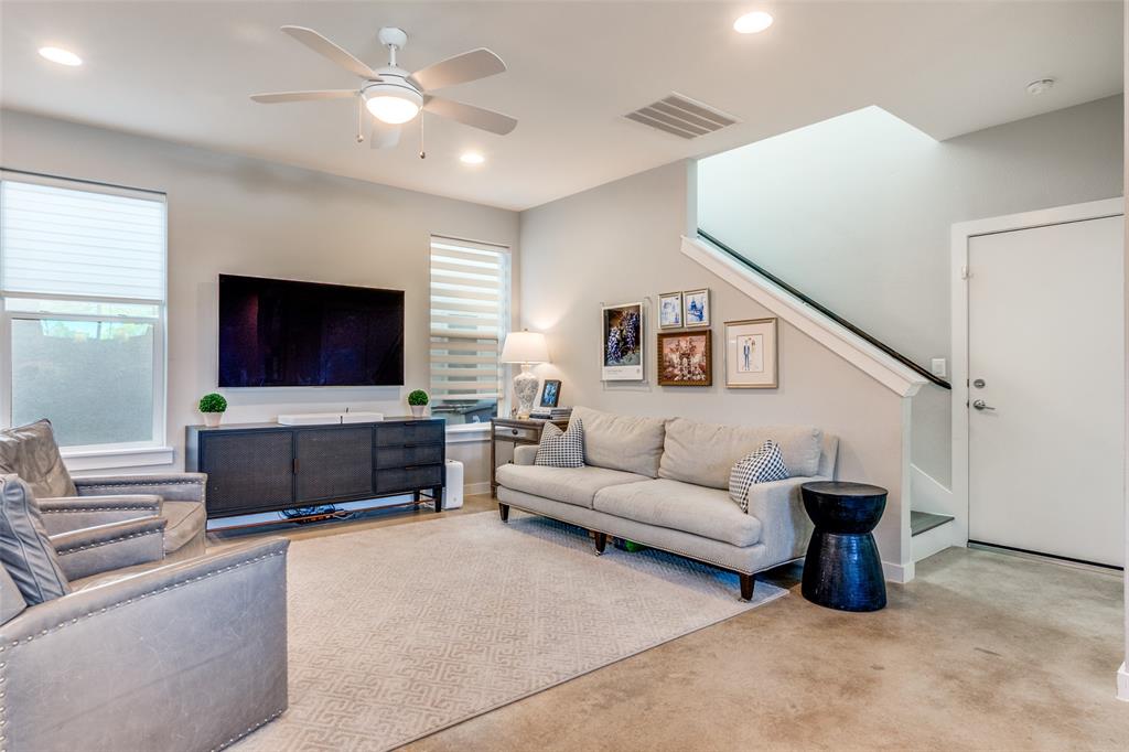 1010 Gallivant Lane