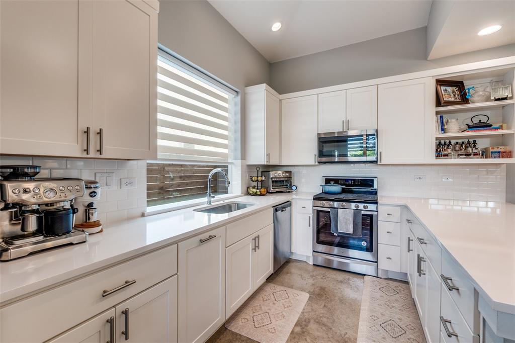 PSW EMERALD - Residential