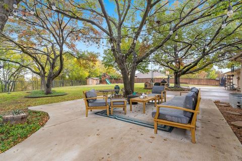 A home in Benbrook