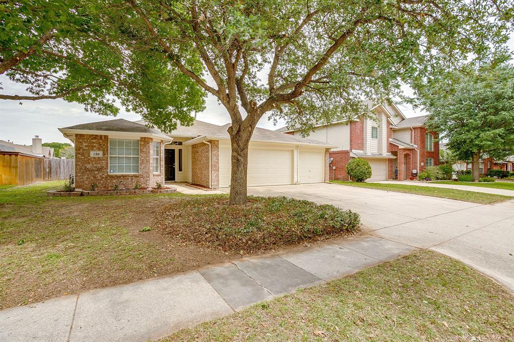 736 Cardinal Drive