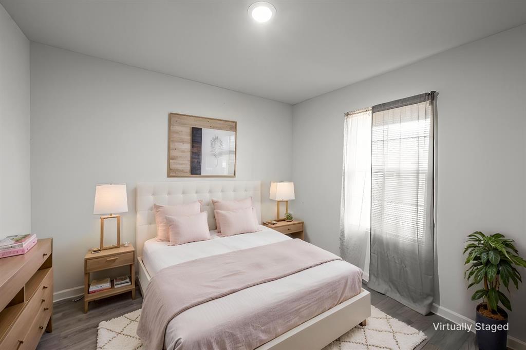 River Oaks at Sawmill Road - Residential