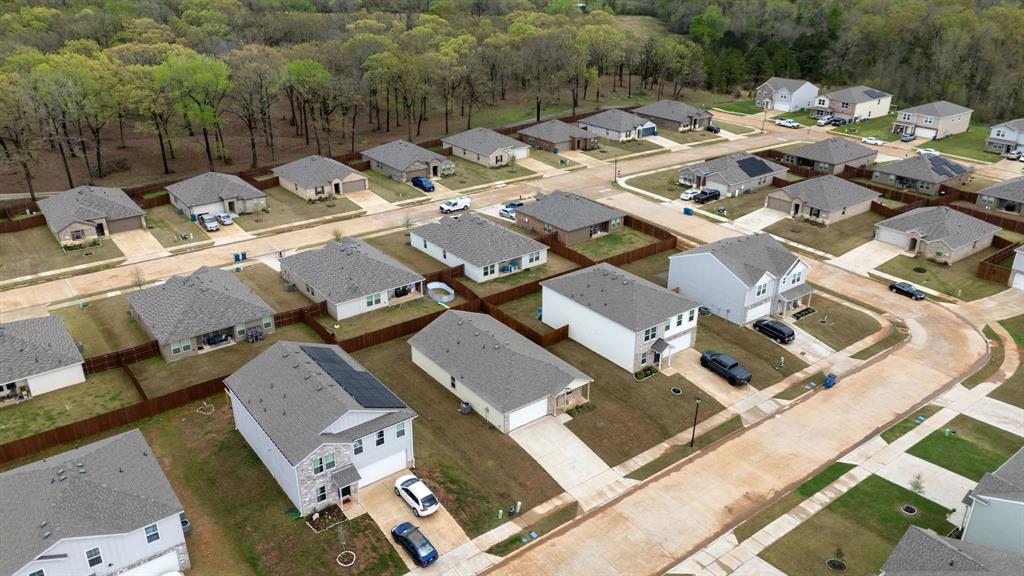 River Oaks at Sawmill Road - Residential