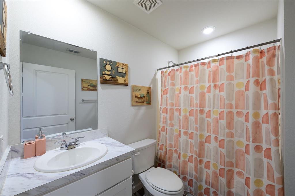 River Oaks at Sawmill Road - Residential