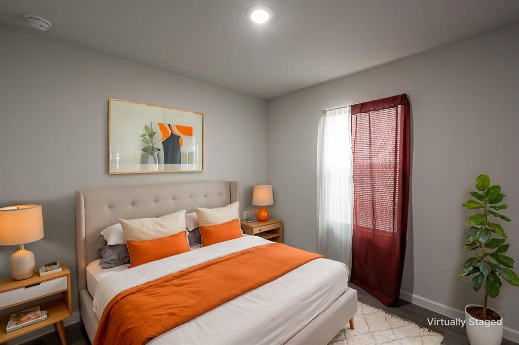 River Oaks at Sawmill Road - Residential