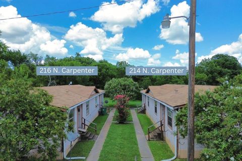 214 N Carpenter Street A,B Mart TX 76664