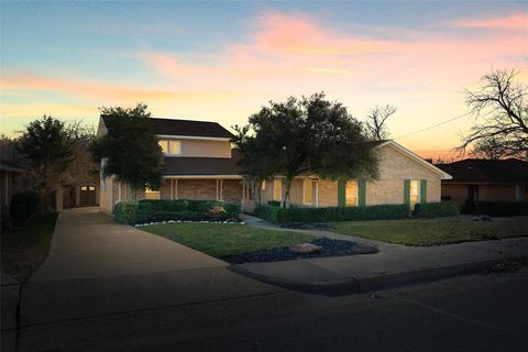 318 Park Lane Duncanville TX 75116