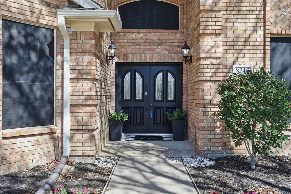 8316 Thornhill Drive
