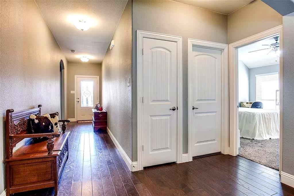 1105 Lake Woodland Drive