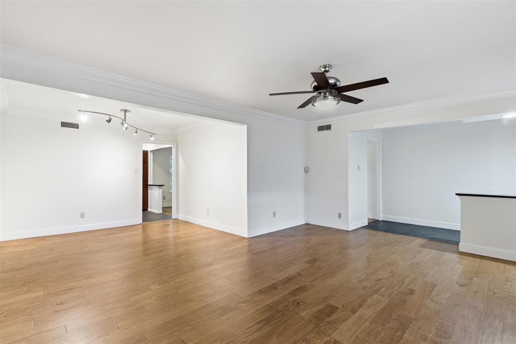 Williamsburg 01 Condos - Residential Lease